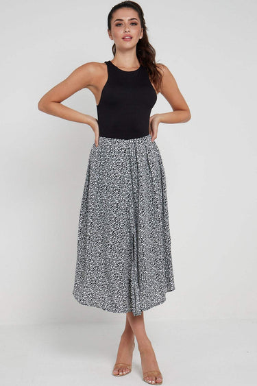 Love Sunshine Black Ditsy Printed Side Slit Pleated Midi Skirt LS-2145 skirts