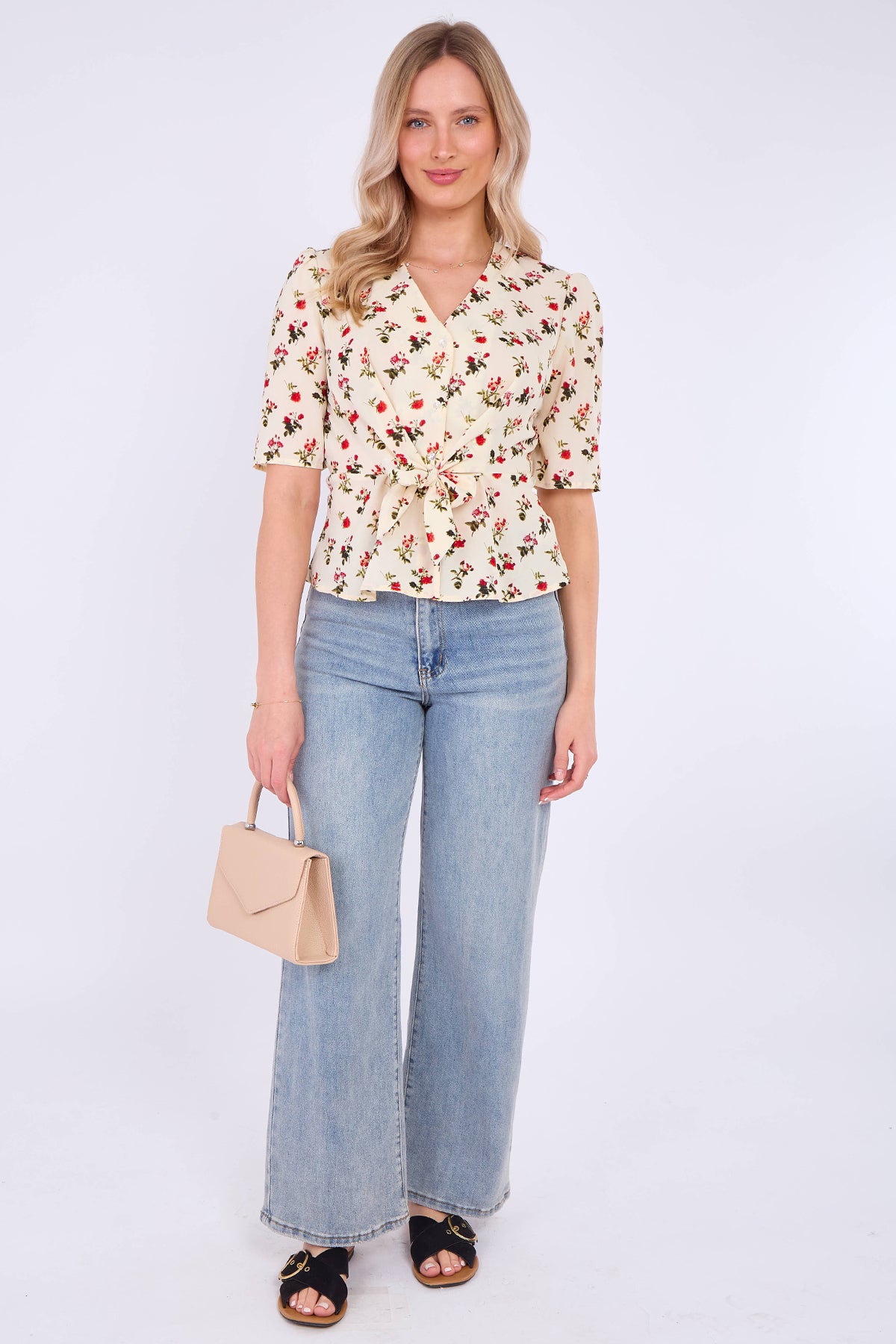 White Floral Print Short Sleeve Knotted Top