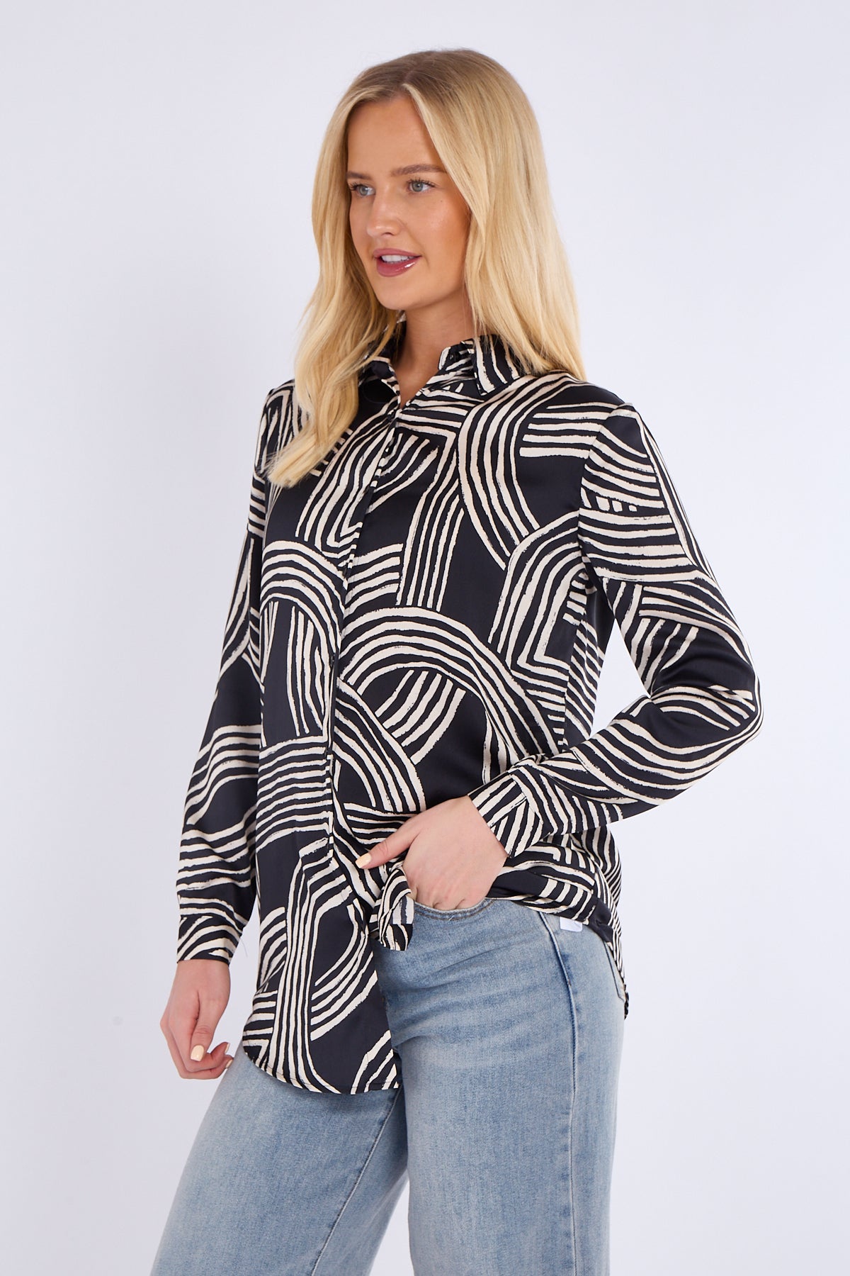 Black Geometric Print Bubble Satin Shirt