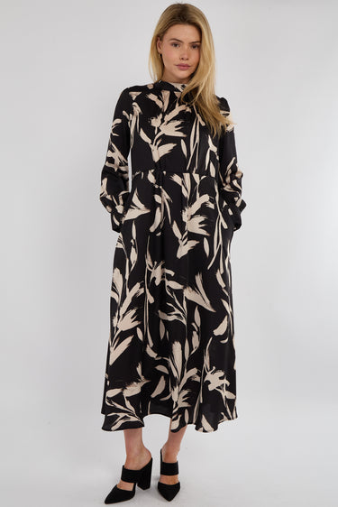 Black Brushstroke Print Pleated Skirt Satin Maxi Dress
