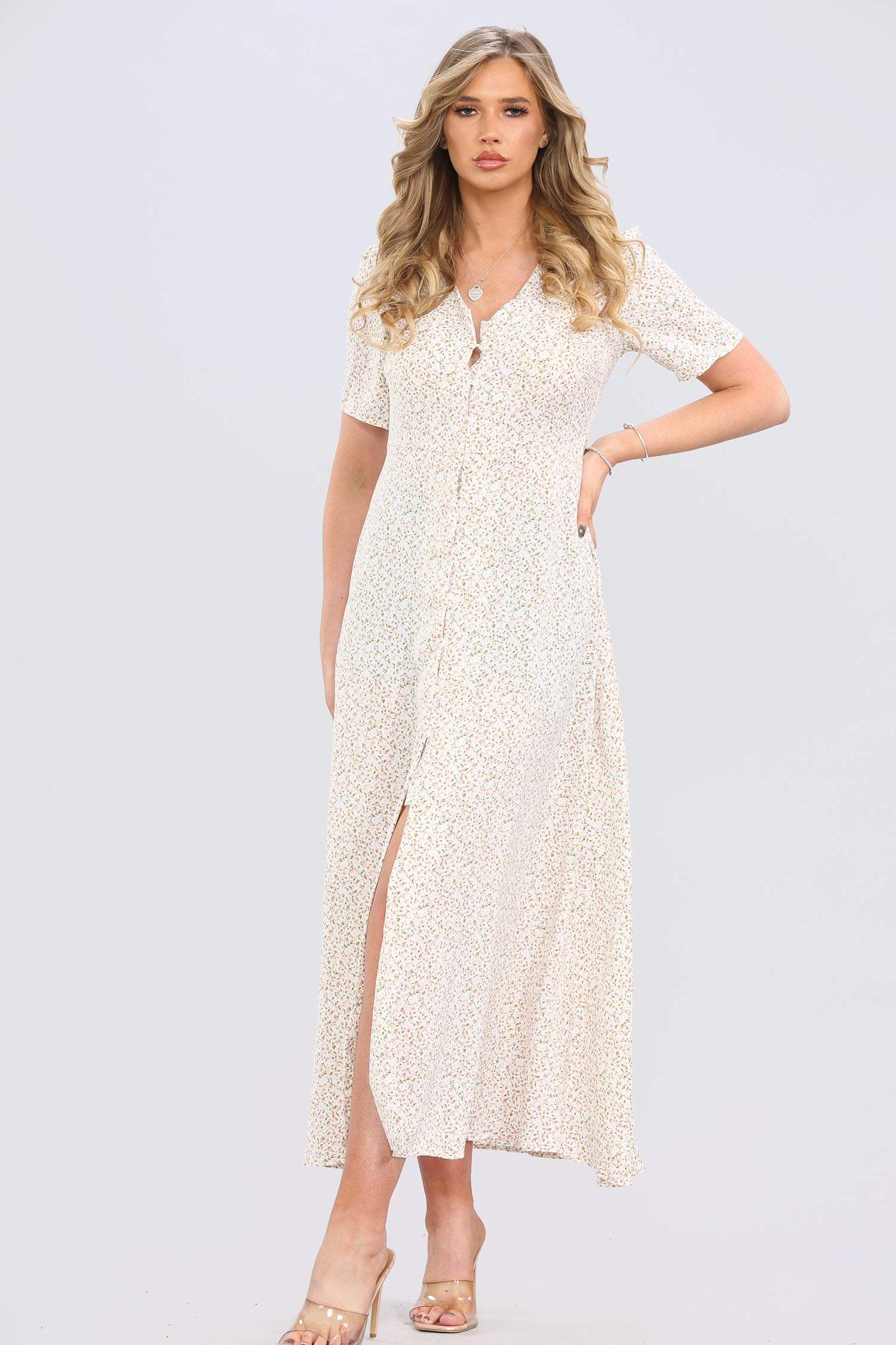 Love Sunshine White Ditsy Floral Short Sleeve Maxi Dress LS-2155